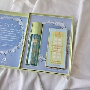Pixi Clarity Skintreats Gift Set- Brand Spray Mist & Blemish Acne Stickers NEW